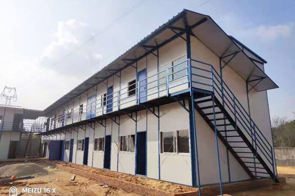 龍巖活動(dòng)板房施工